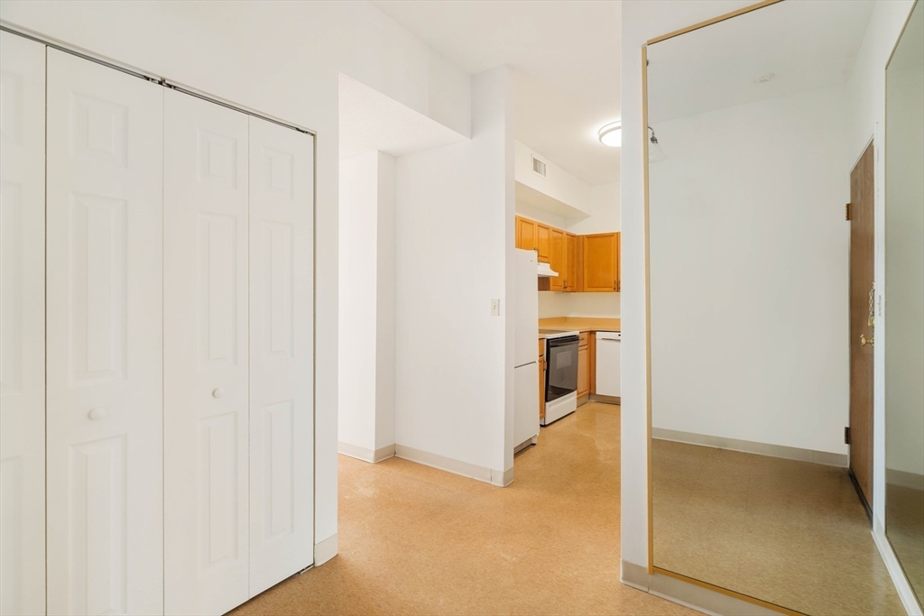 1475 Massachusetts Ave. # 352