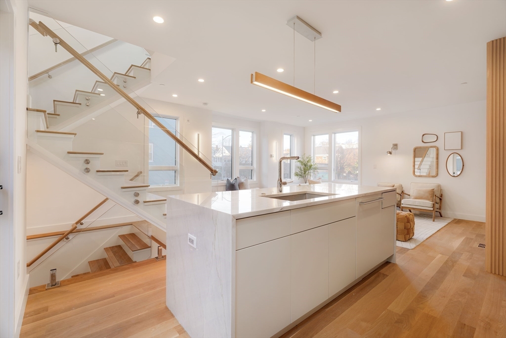 286 Broadway # 2