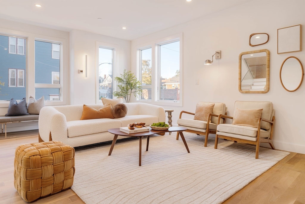 286 Broadway # 2