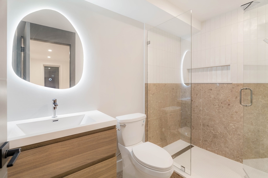 286 Broadway # 1