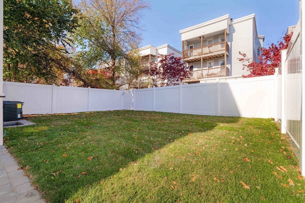 53 Concord Ave