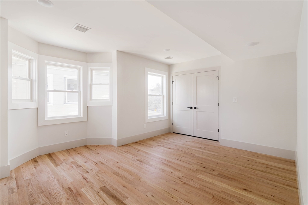 53 Concord Ave
