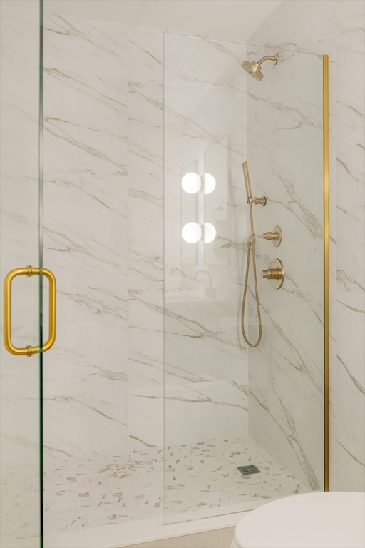 272 East Eagle St # 5