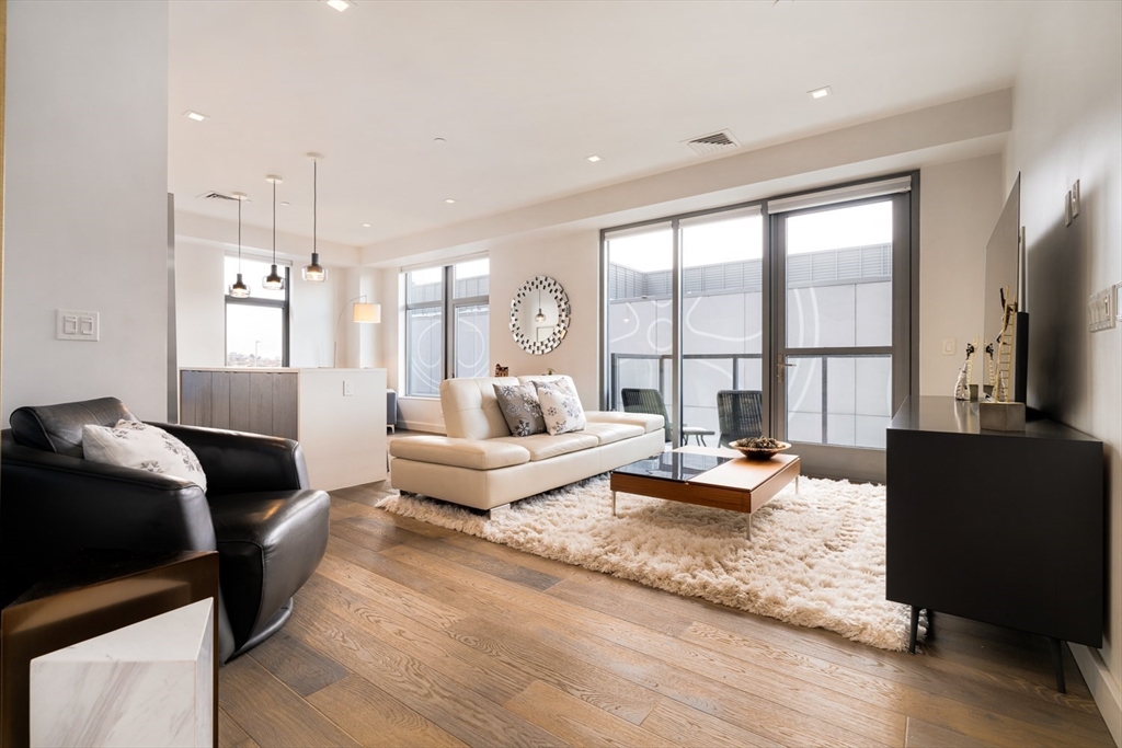 375 Canal Street # 614A