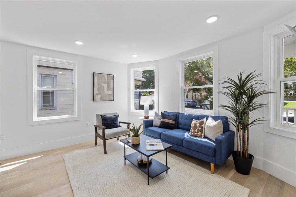 207 Highland Ave # A