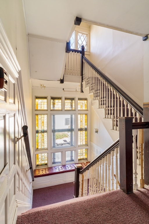 17 Monmouth St