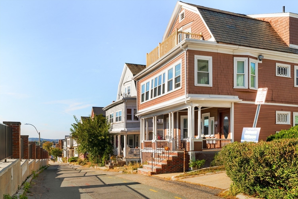 441 Broadway, Somerville