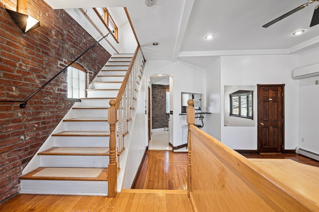 70 York St.