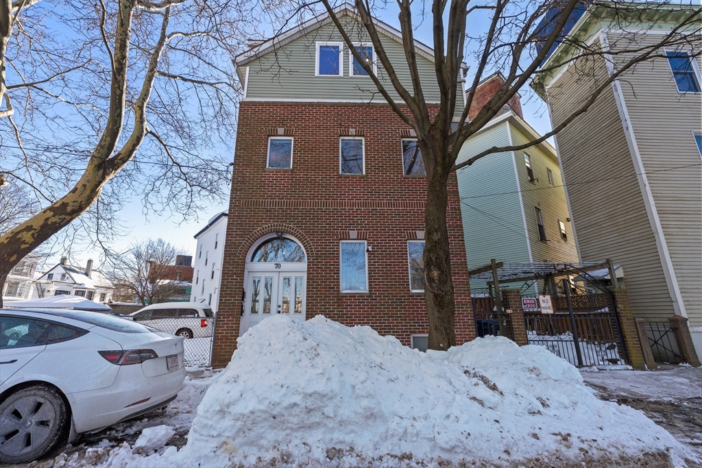 70 York St.