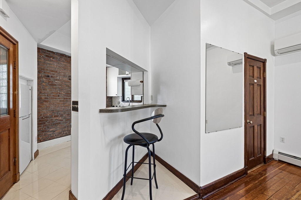 70 York St.