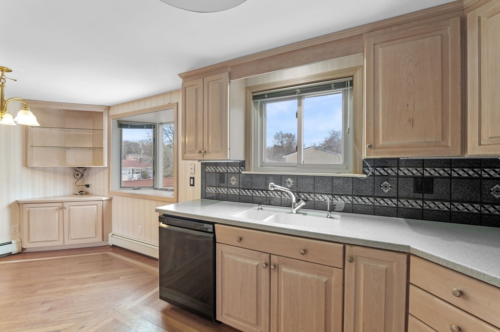 11 Netherton Ave