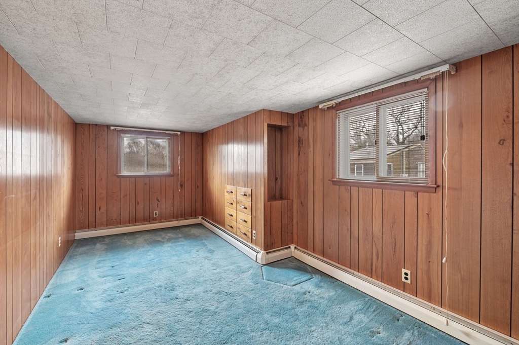 11 Netherton Ave