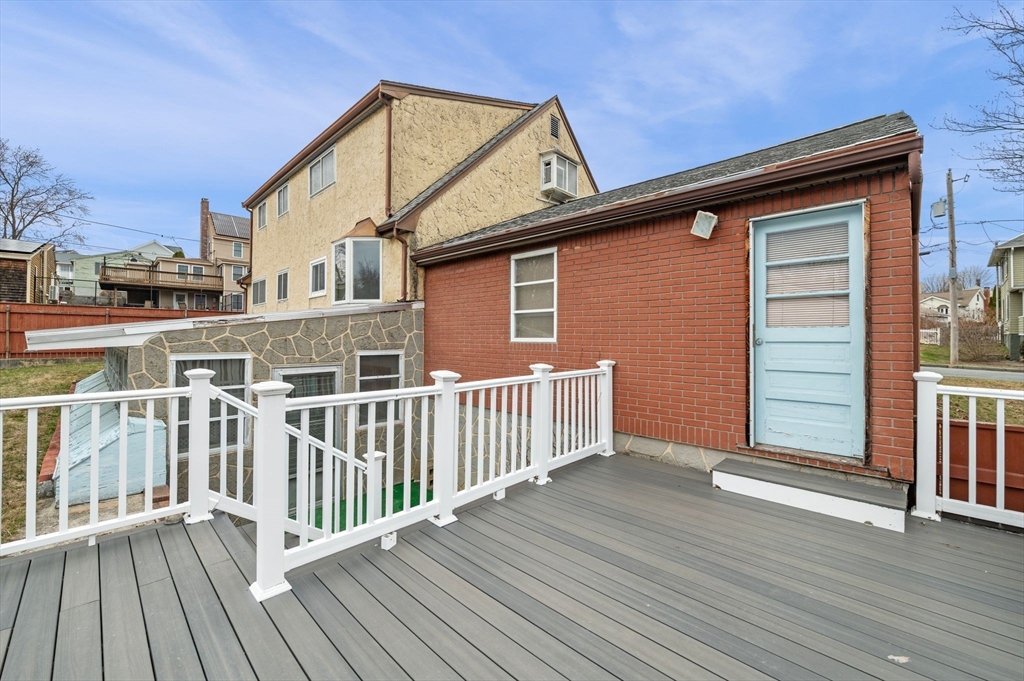 11 Netherton Ave