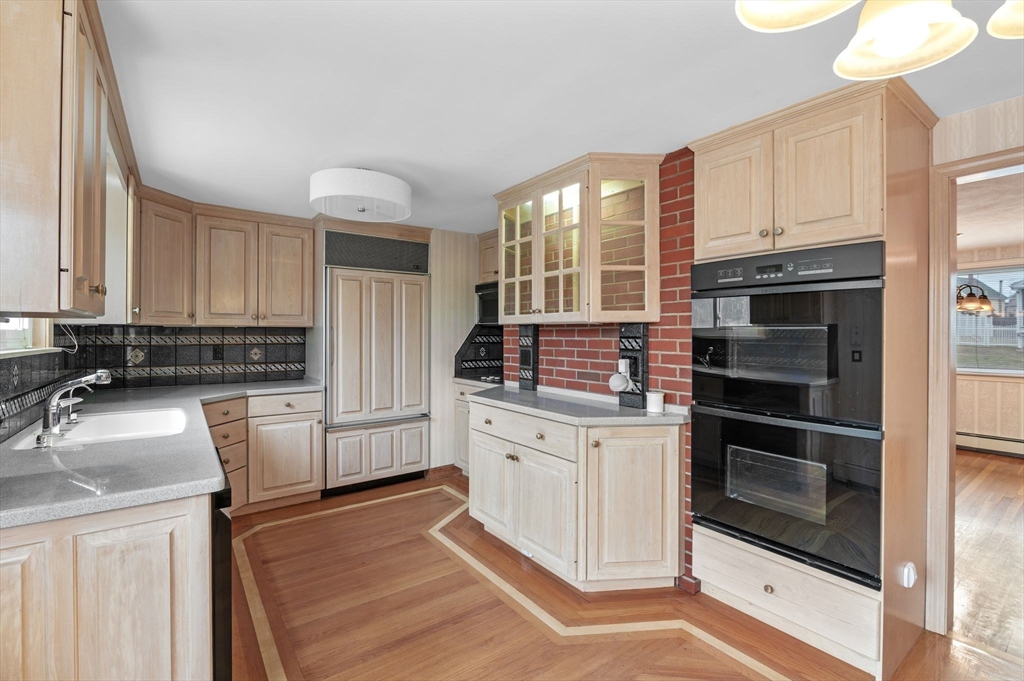 11 Netherton Ave