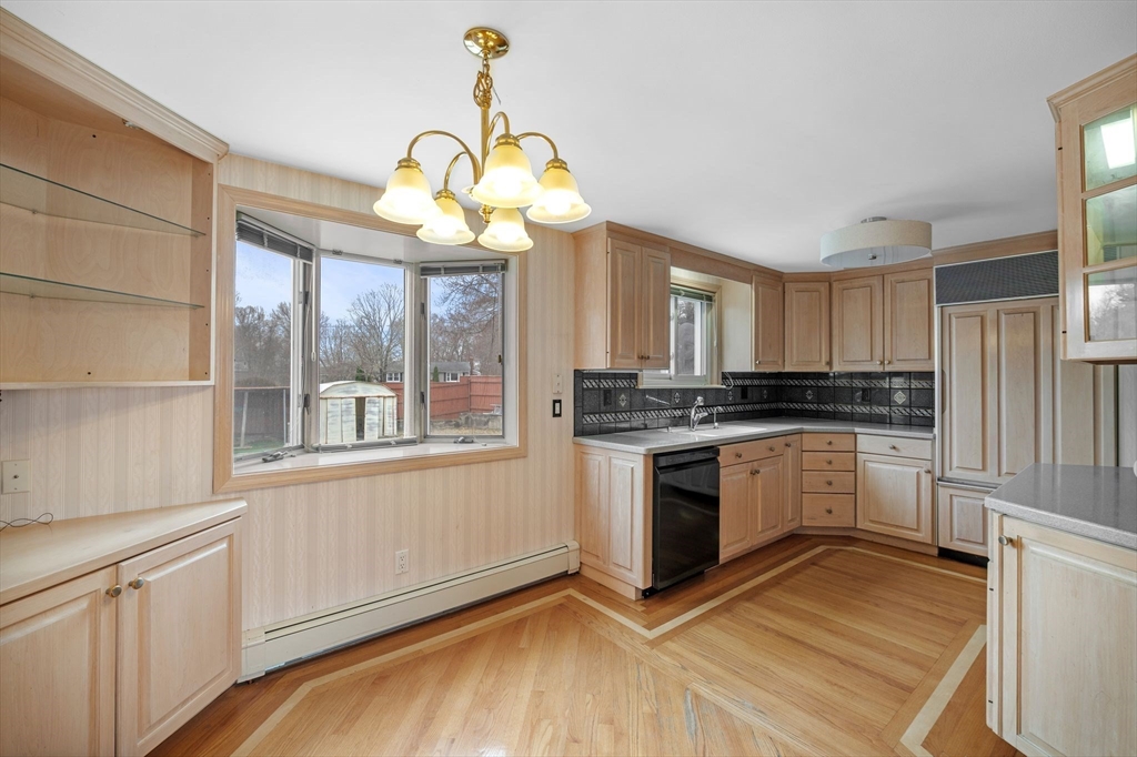 11 Netherton Ave