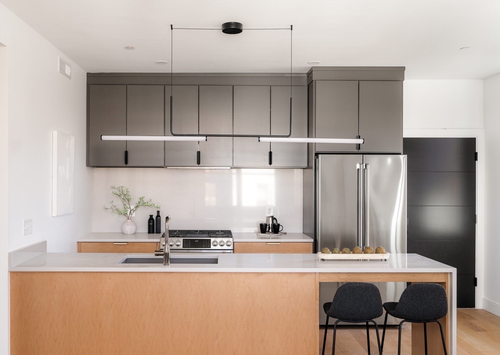 182 Tremont St. # 5A