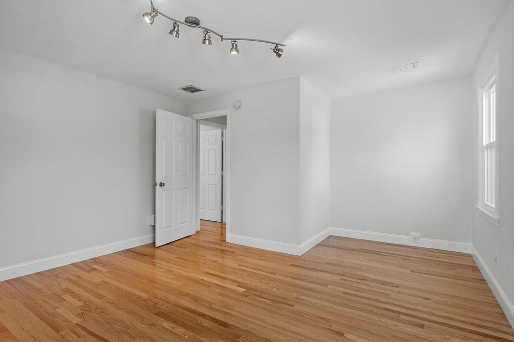 18 Gilman Road