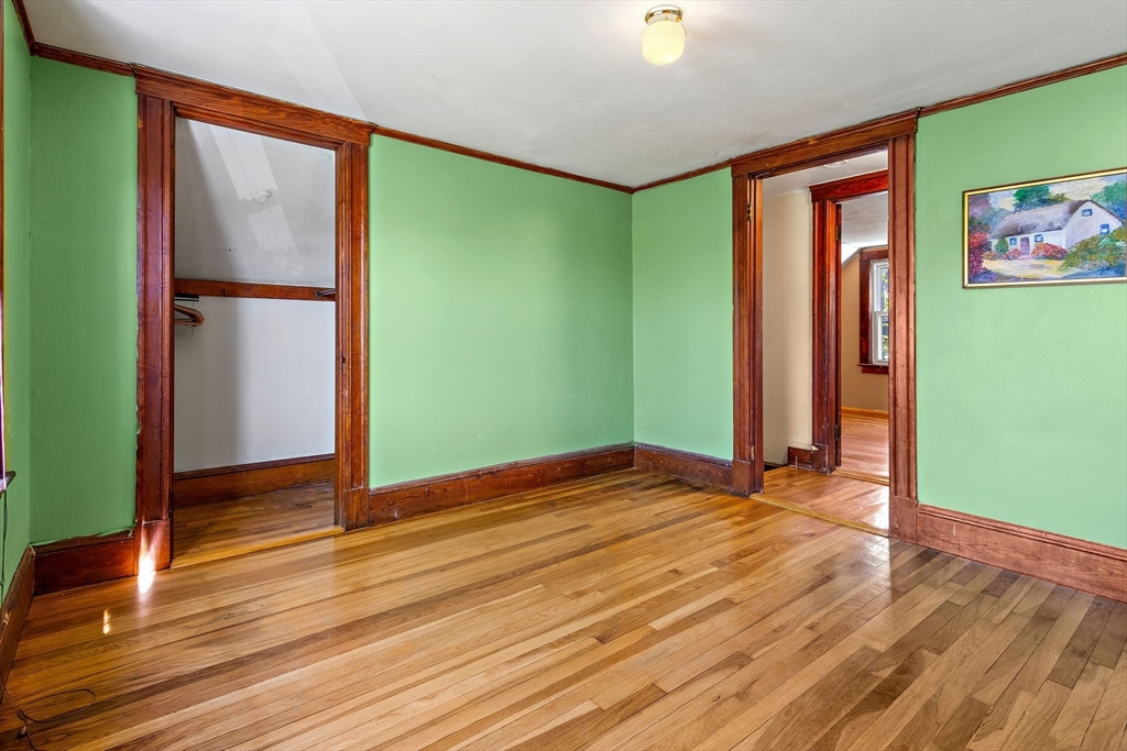61 Ross St