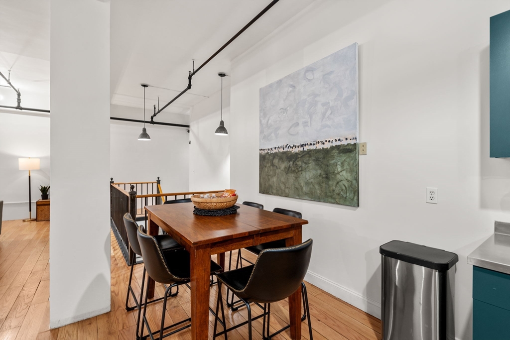 19 Stanhope Street # 1C