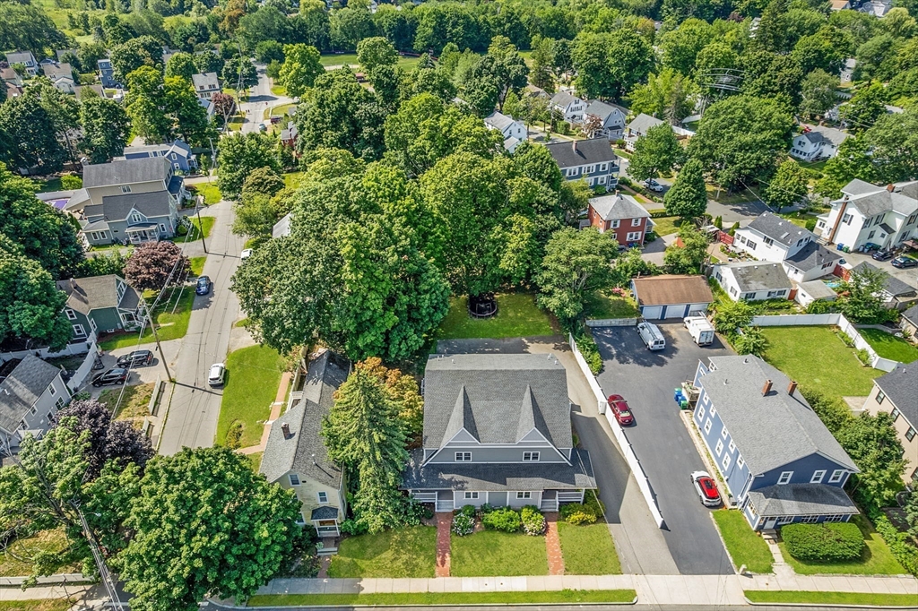 121 Salem St