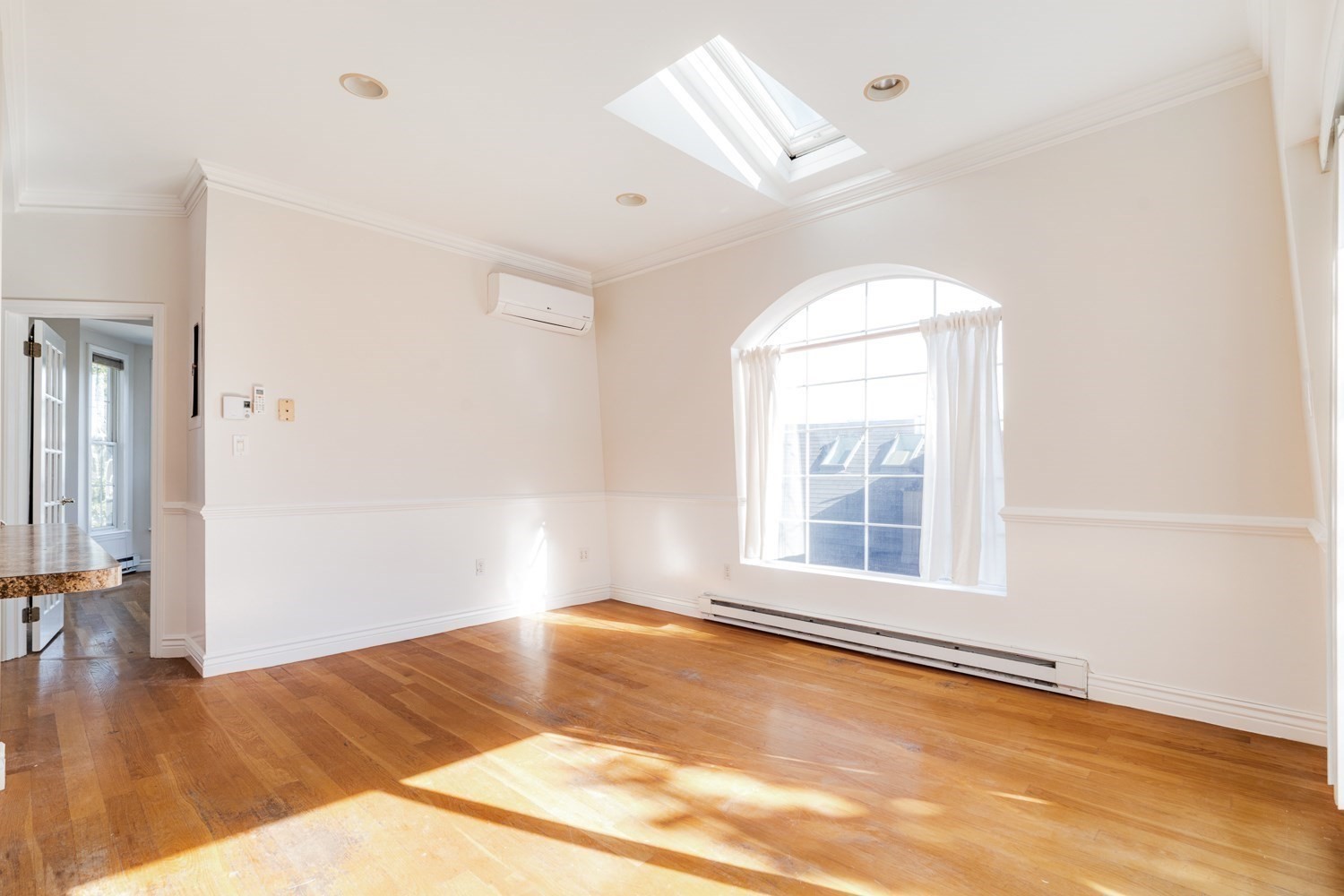 47 Moseley St #3