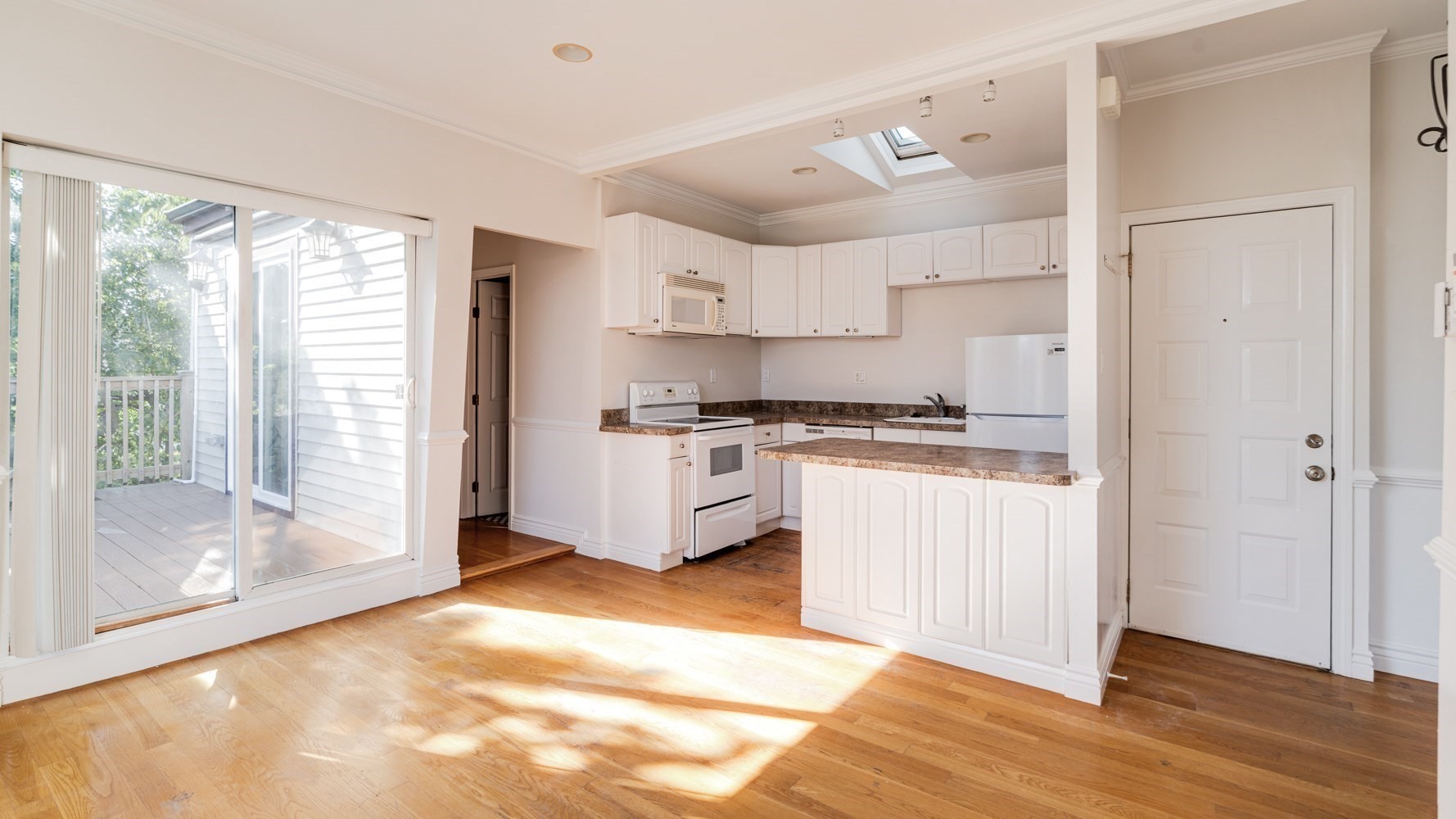 47 Moseley St #3