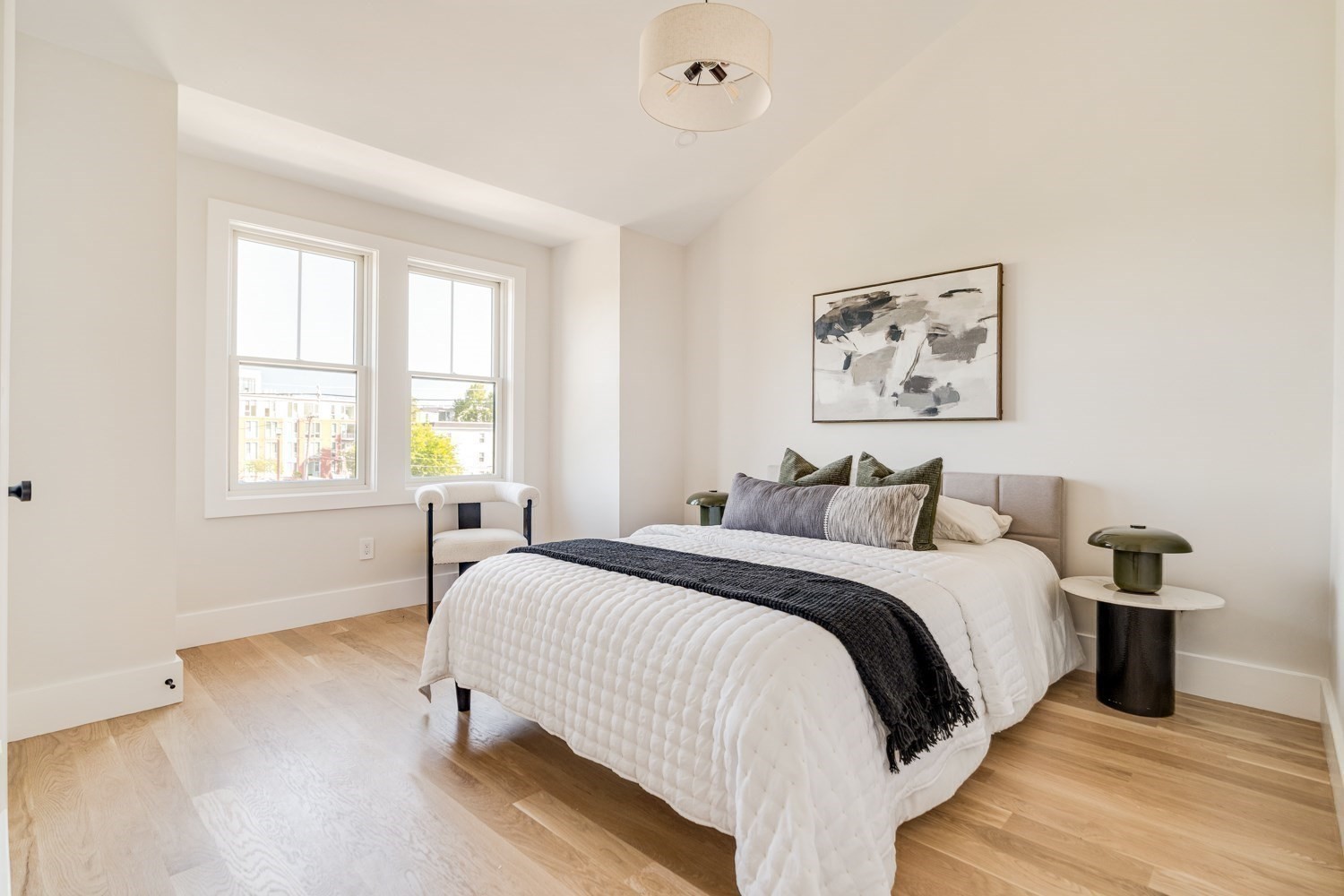 11 Lothrop St # 11