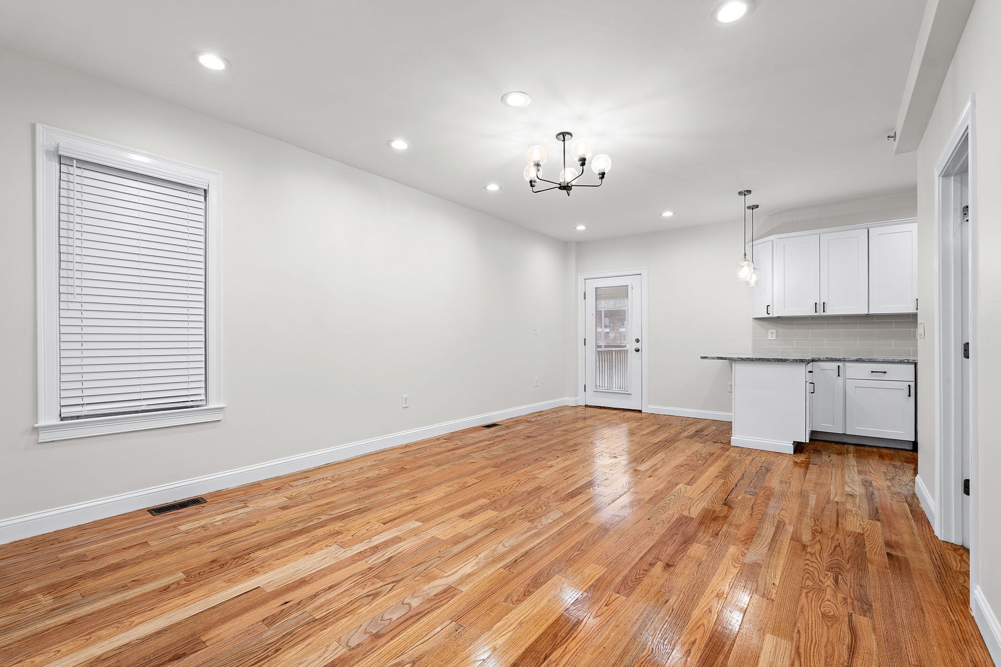 108 Bennington St # 1
