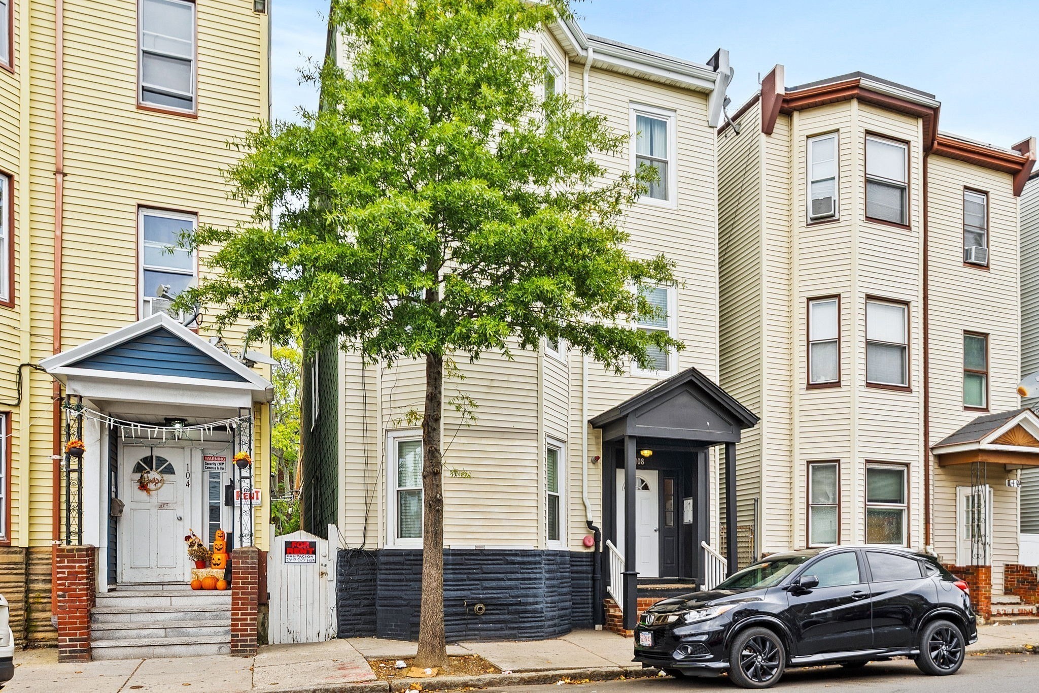 108 Bennington St # 1
