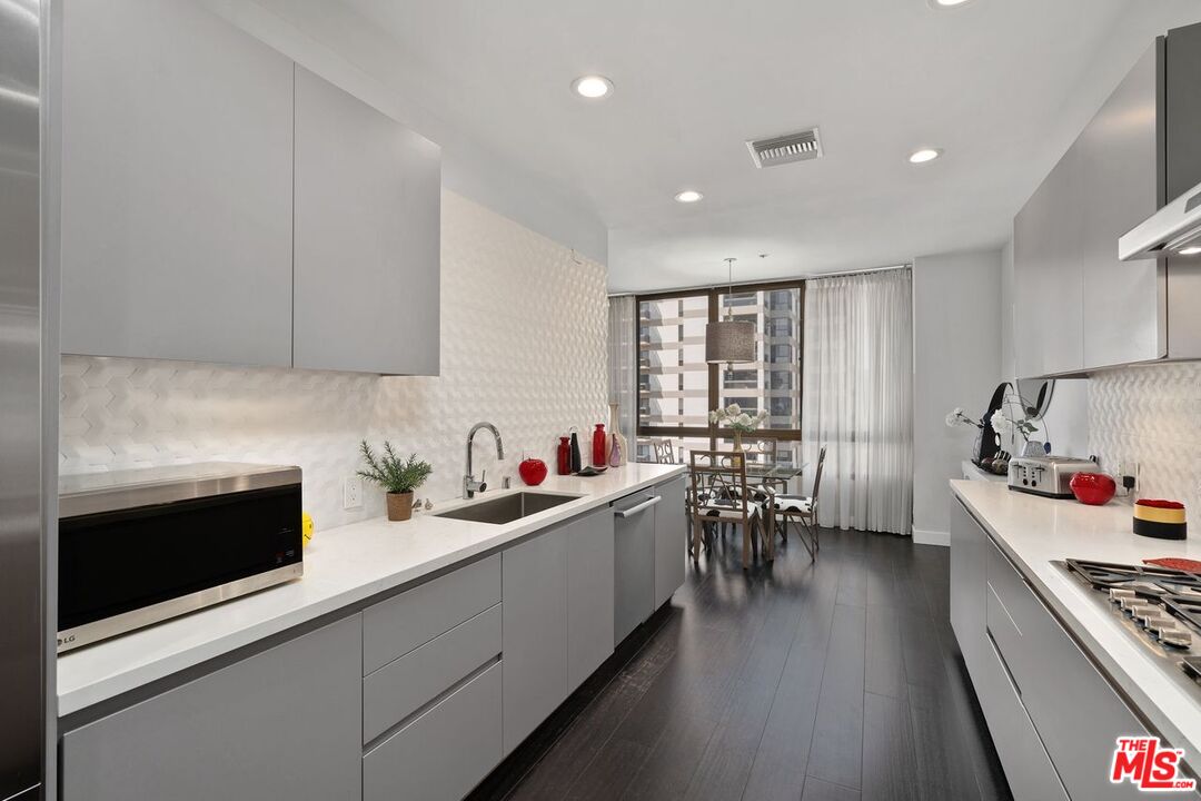 10430 Wilshire Blvd Unit: 801