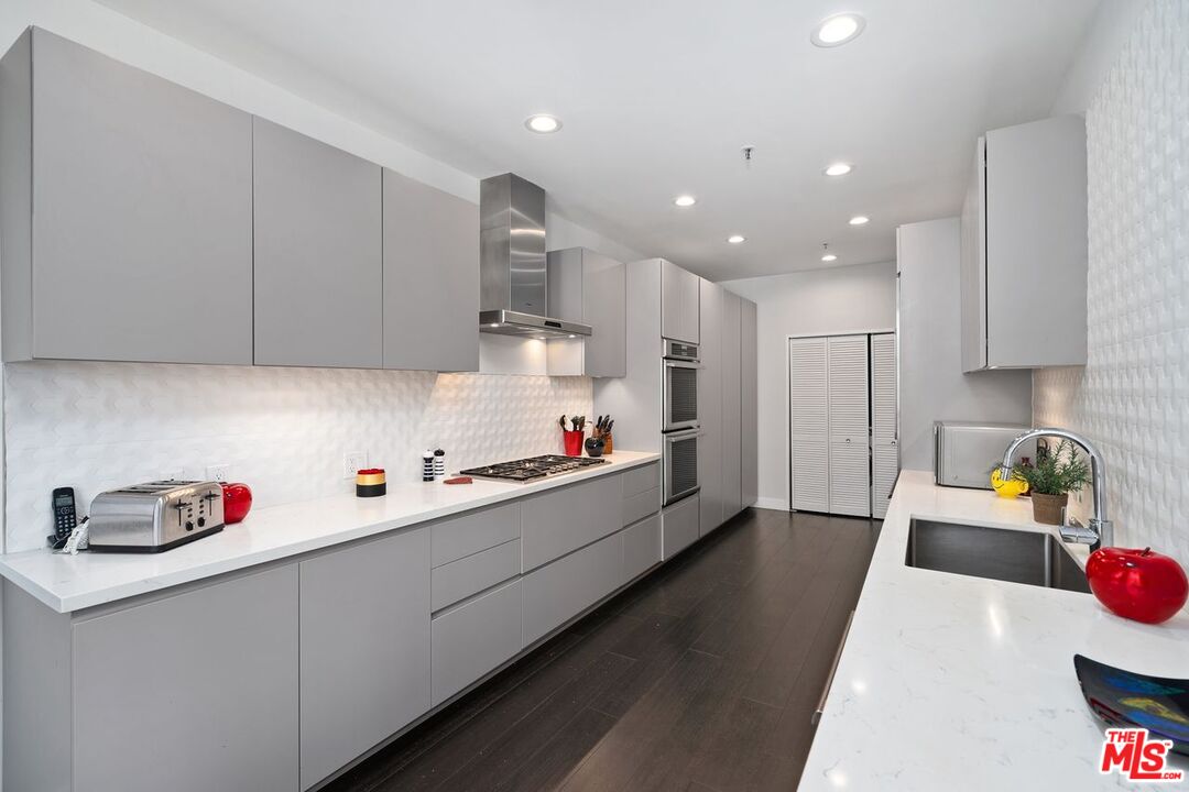 10430 Wilshire Blvd Unit: 801