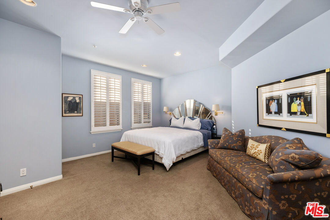 11740 W Sunset Blvd Unit: 36