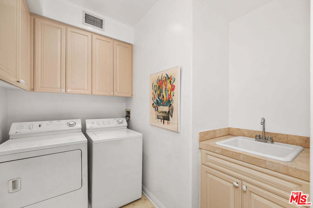 11740 W Sunset Blvd Unit: 36