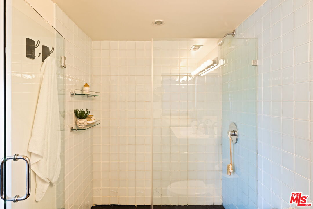 803 Wilcox Ave Unit: 12