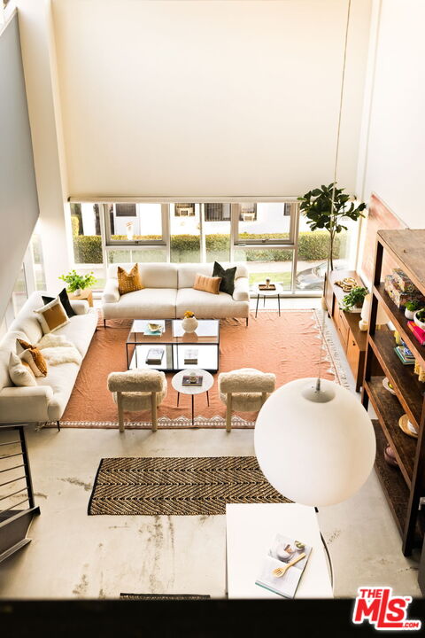 803 Wilcox Ave Unit: 12