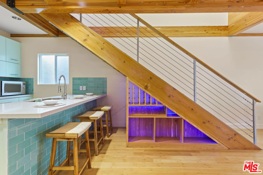 621 Rose Ave Unit: A