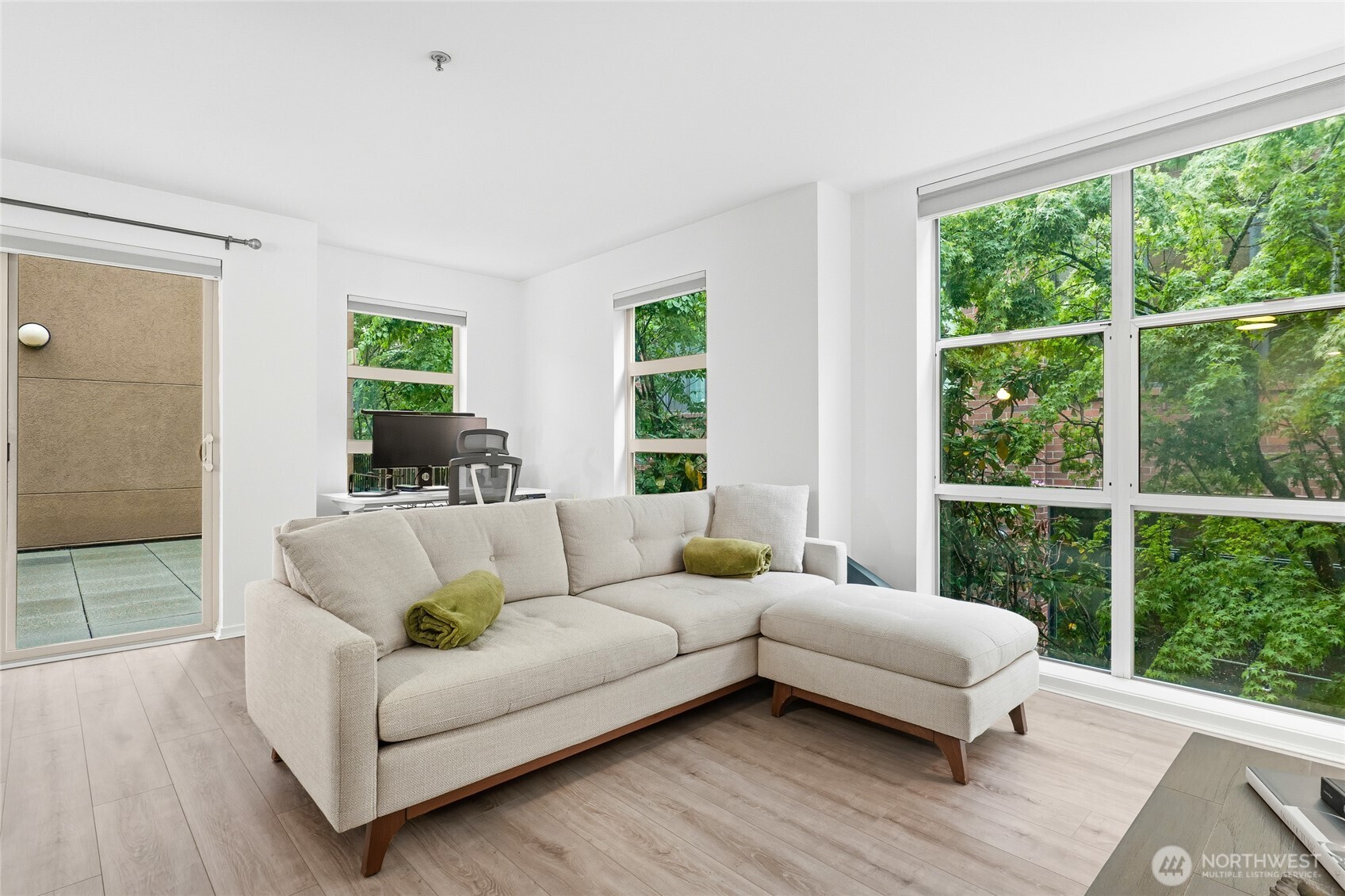 118 107th Avenue NE Unit: #B115