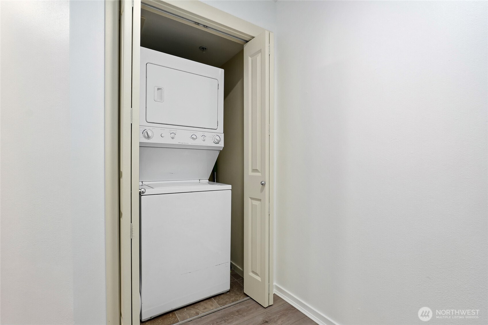 118 107th Avenue NE Unit: #B115