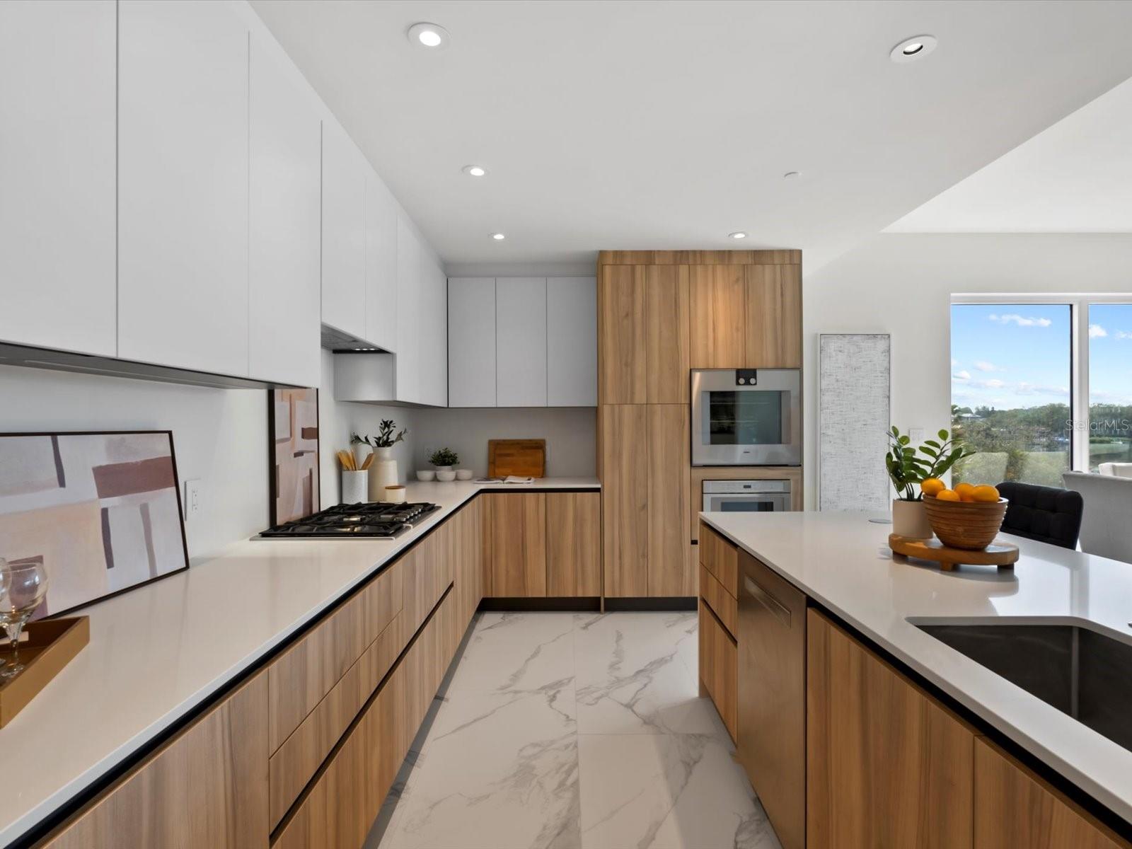 1020 SUNSET POINT RD #213