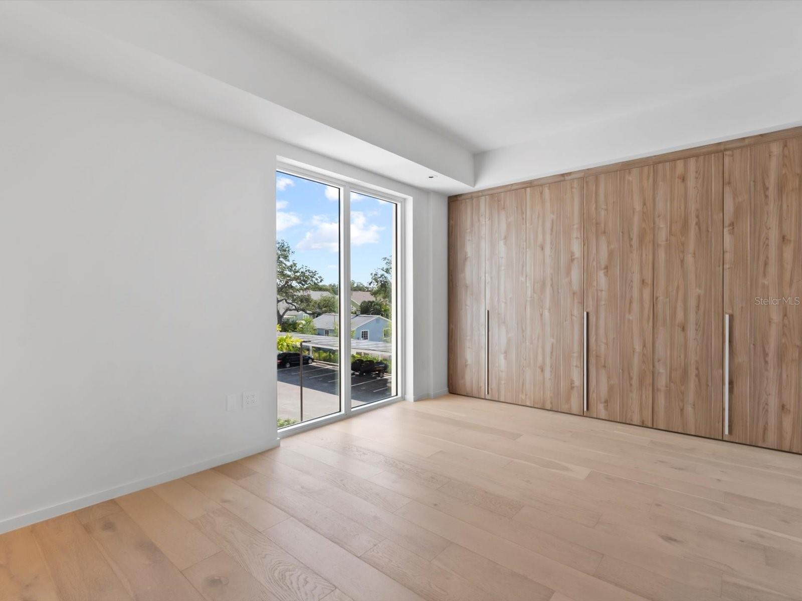 1020 SUNSET POINT RD #213