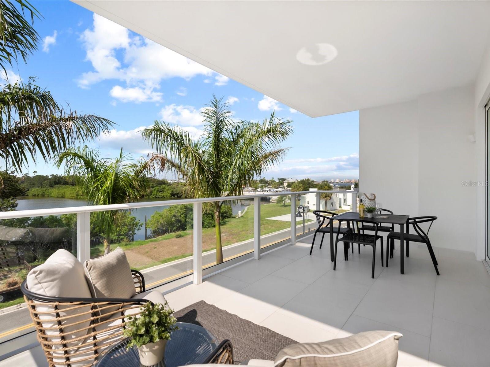 1020 SUNSET POINT RD #213