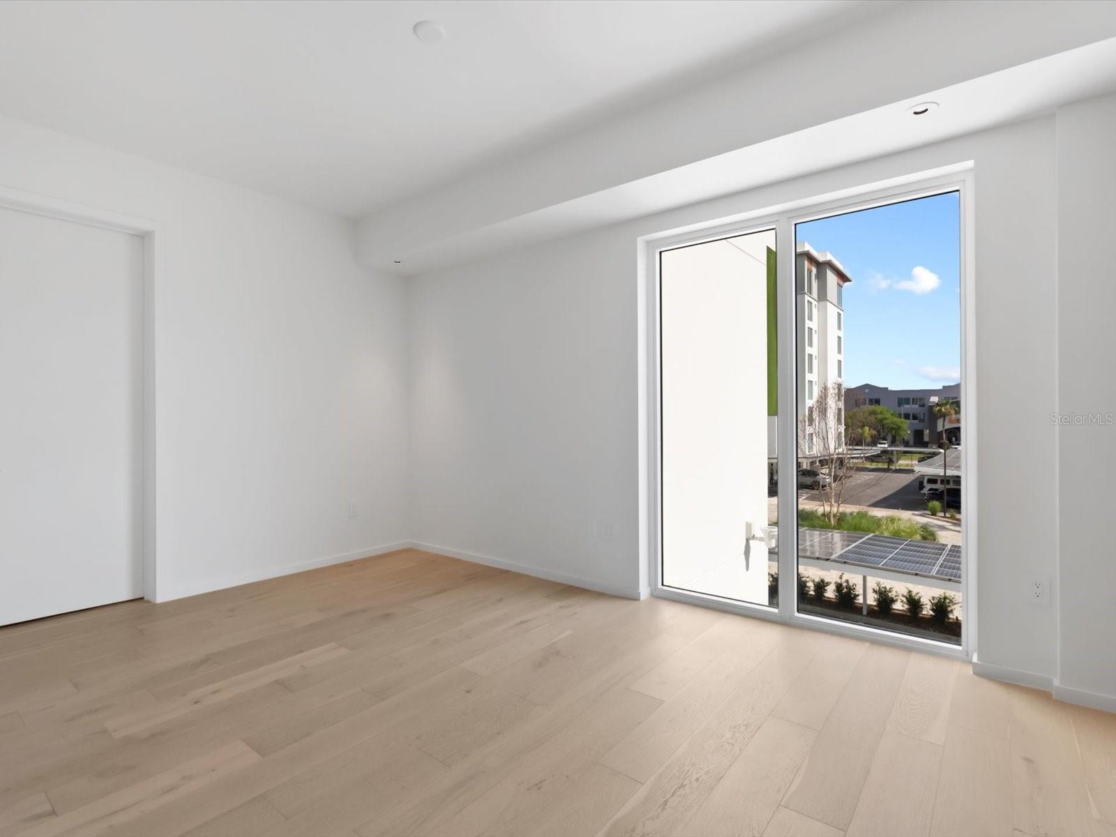 1020 SUNSET POINT RD #213