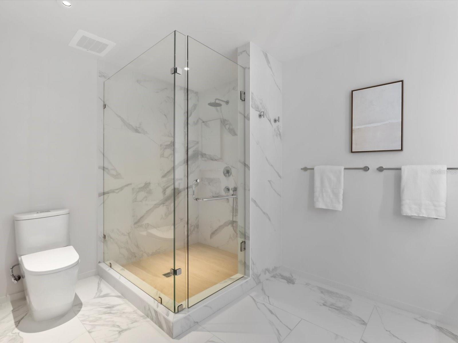 1020 SUNSET POINT RD #213