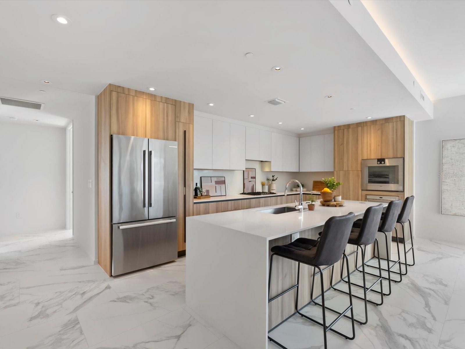 1020 SUNSET POINT RD #213