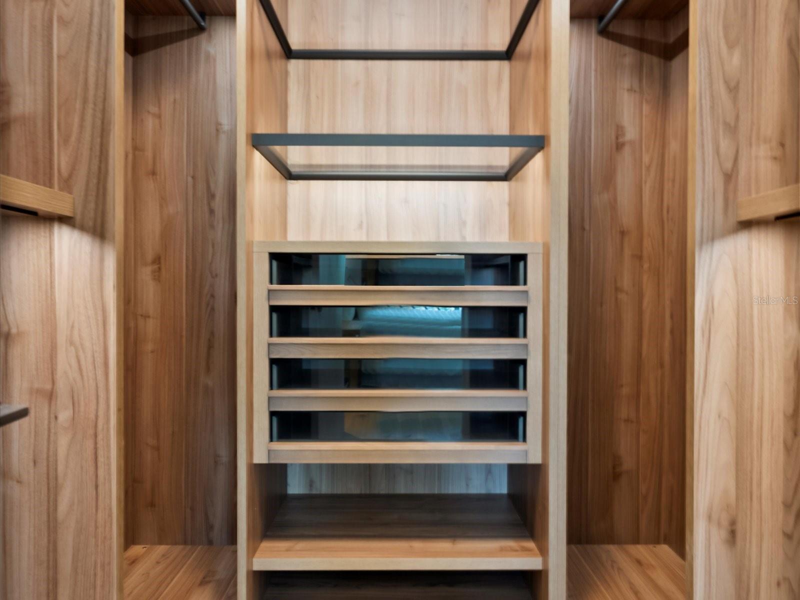 1020 SUNSET POINT RD #213