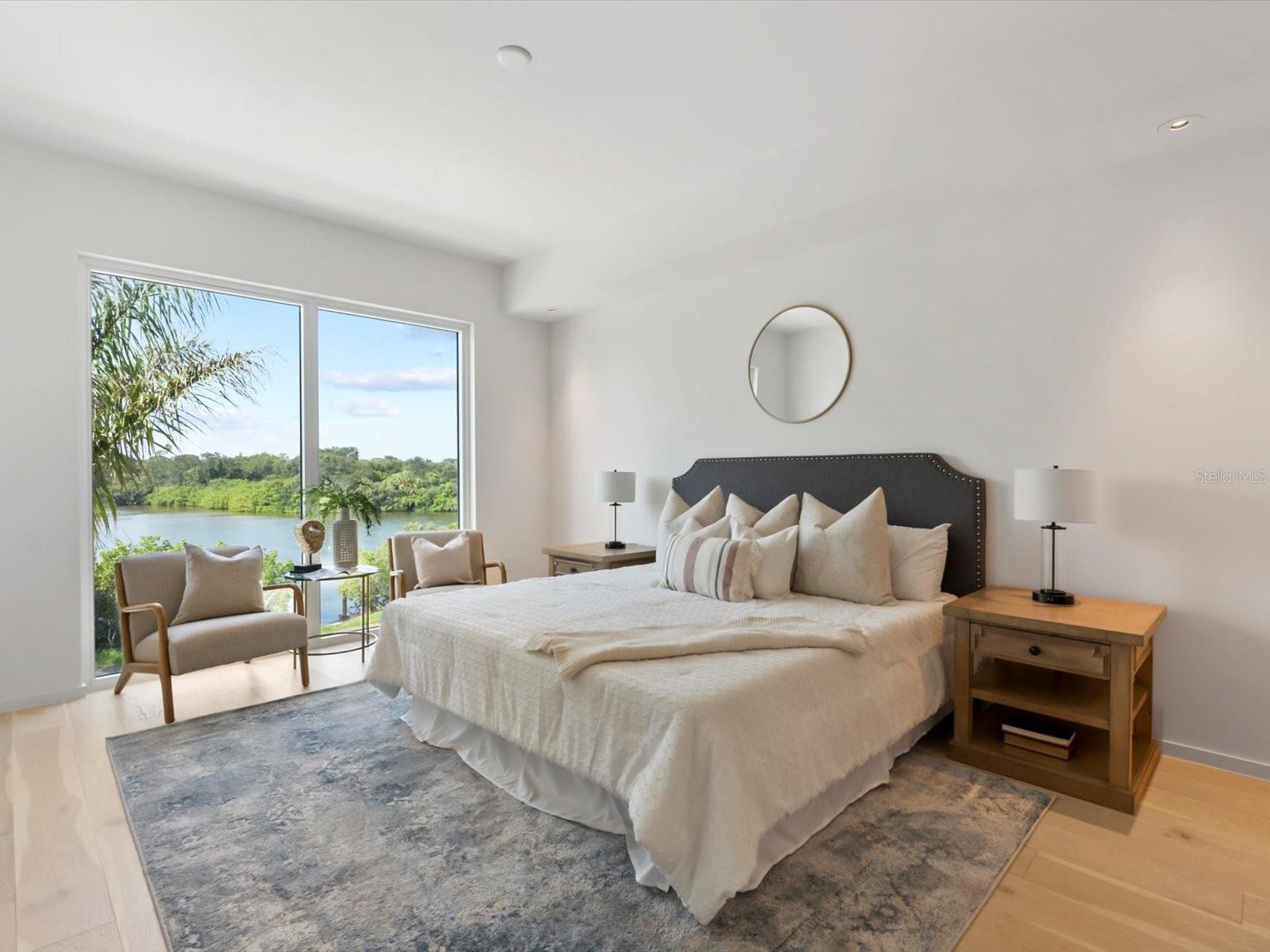 1020 SUNSET POINT RD #213