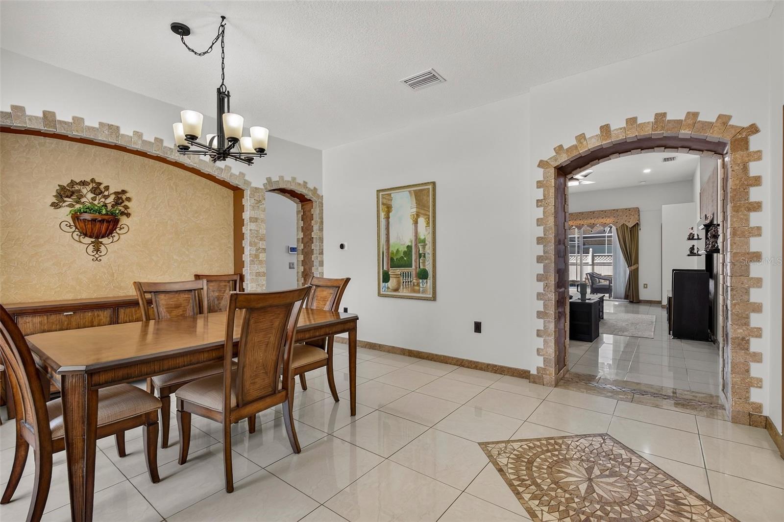 30524 LANESBOROUGH CIR