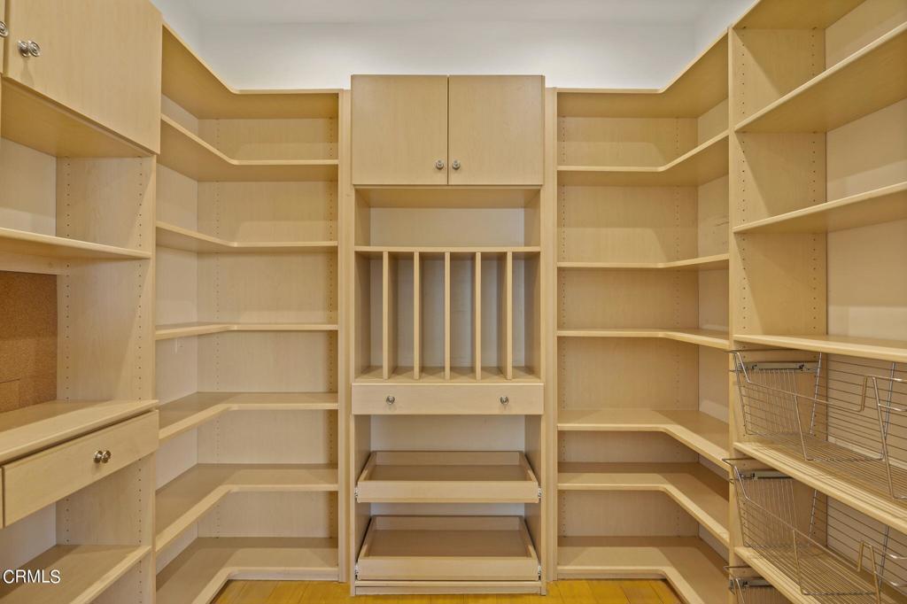 33467 Mulholland Highway