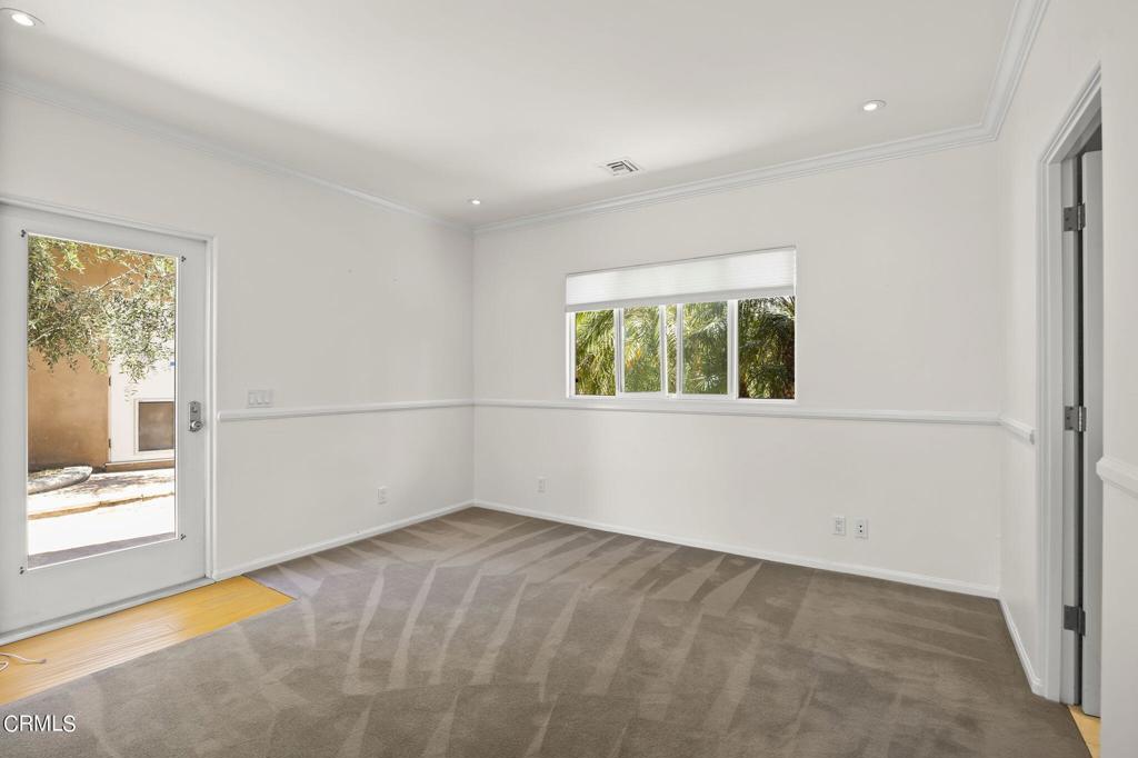 33467 Mulholland Highway