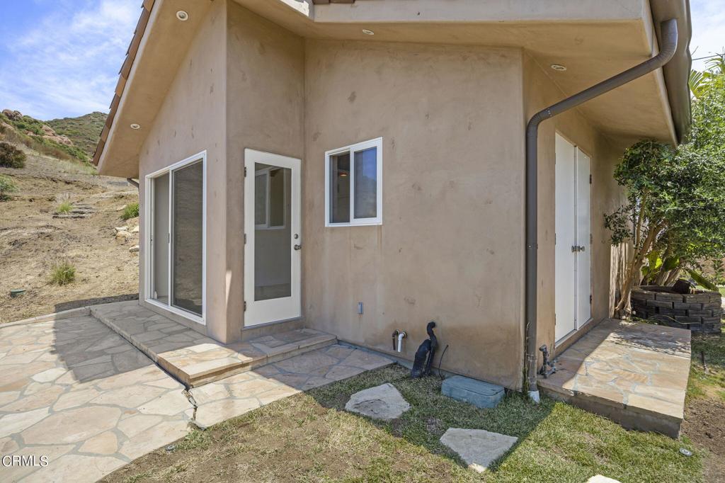 33467 Mulholland Highway